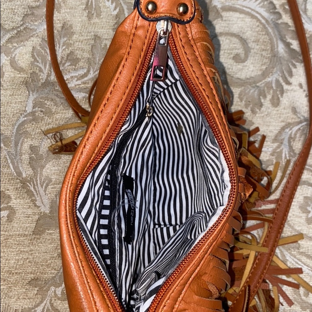 Fringe Crossbody Bag - Picture 5 of 10